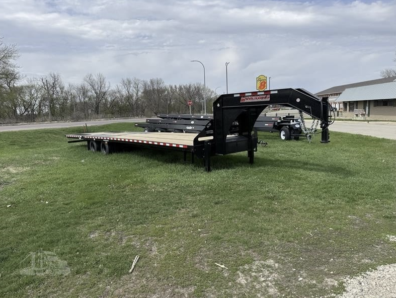 2025 Midsota Gooseneck 36'