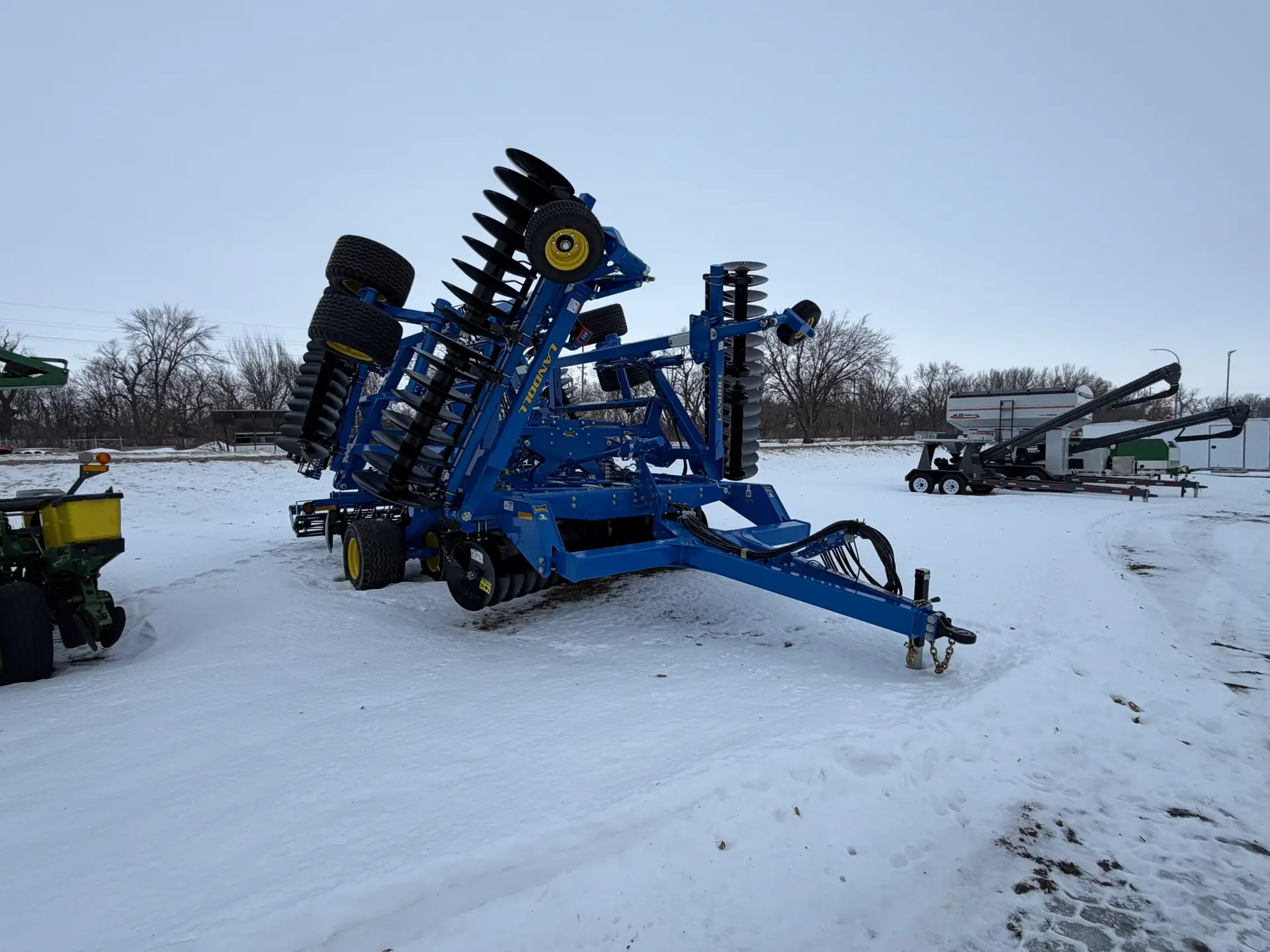 2026 Landoll 7531 32' 8-18 Degree Adjustable VT Plus