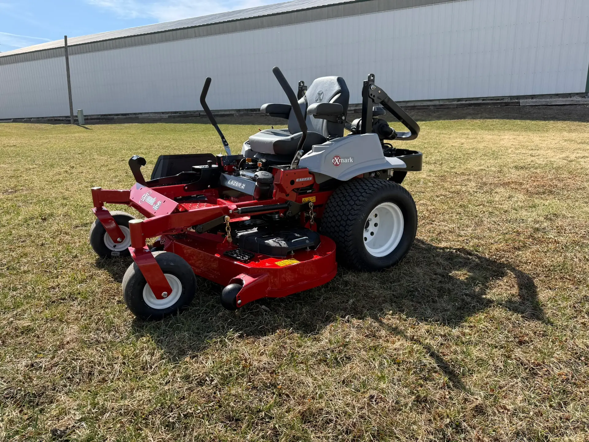 2026 Exmark Lazer Z 60" E-Series Mower