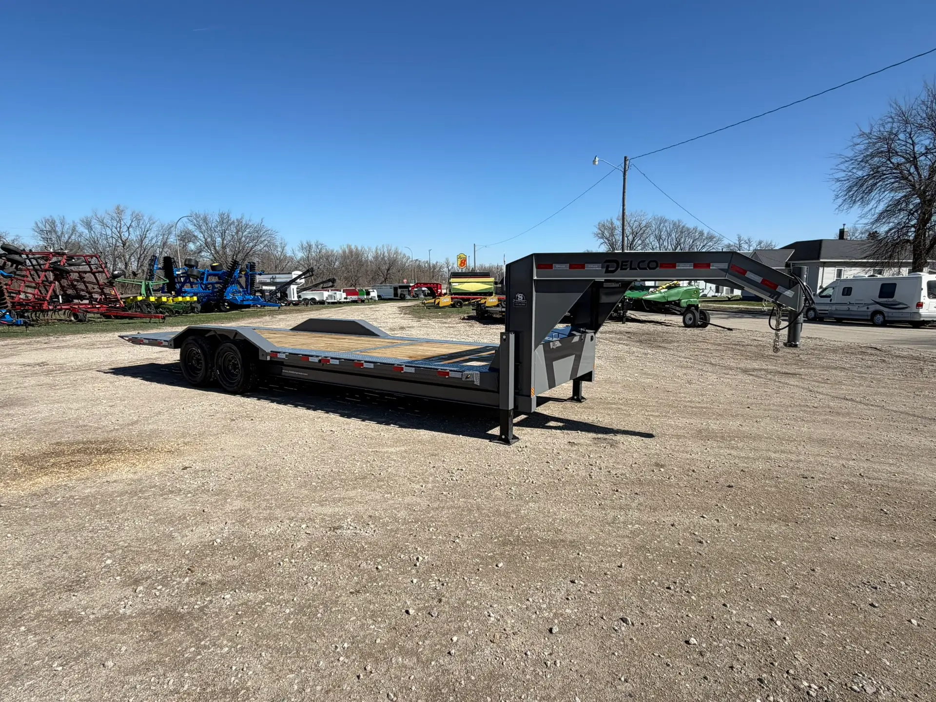 2026 Delco T4 Gooseneck 24' Tiltbed Widebody