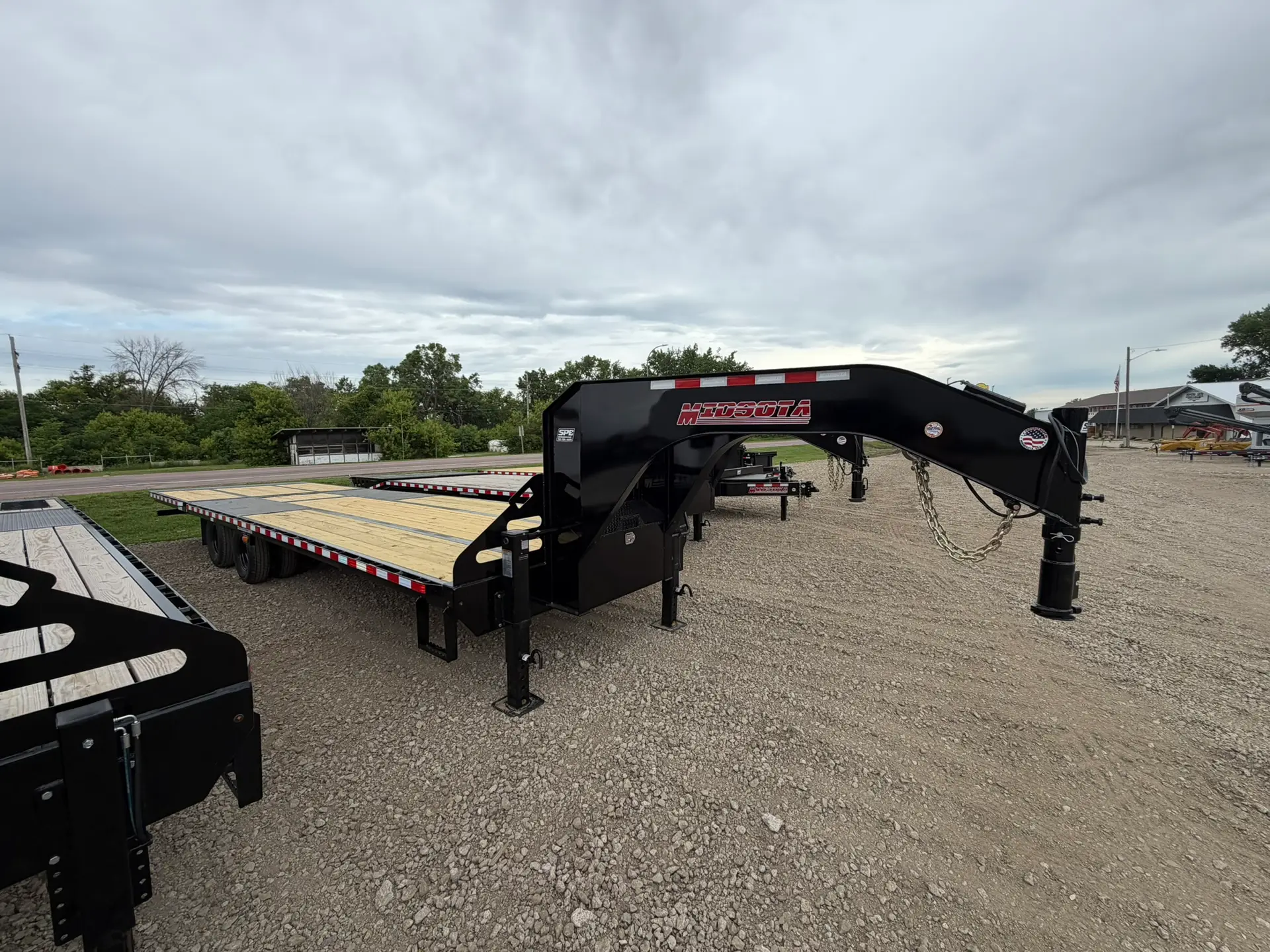 2026 Midsota 32' Deckover Gooseneck Trailer