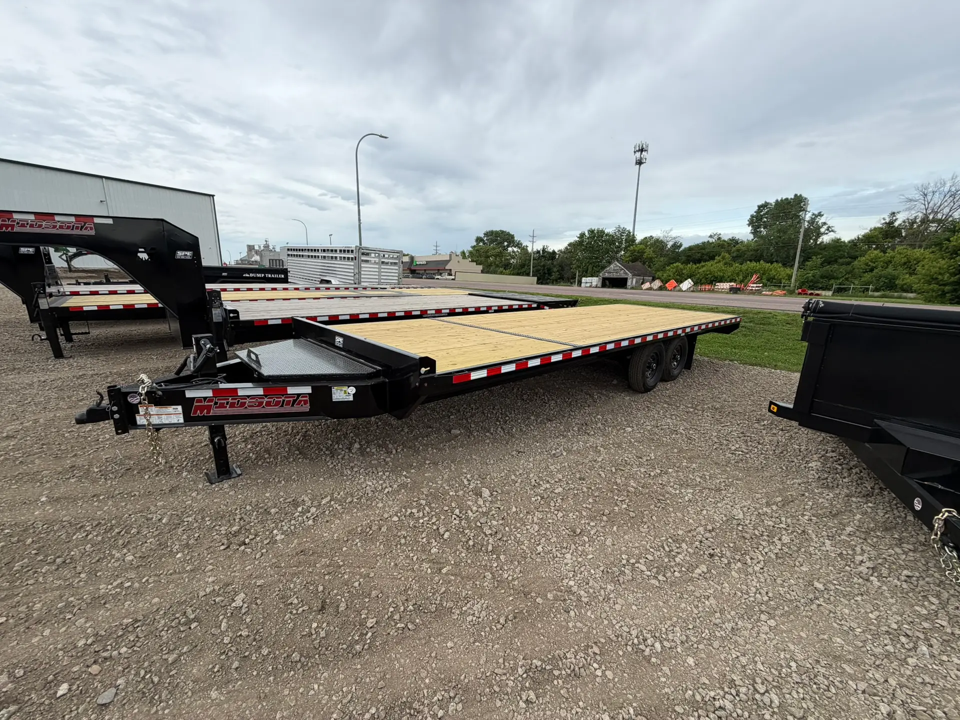 2026 Midsota 24' Deckover Flatbed Trailer